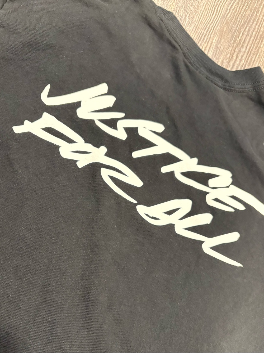 Supreme Futura Logo Tee Black Size Medium Made in USA - Picture 5 of 7